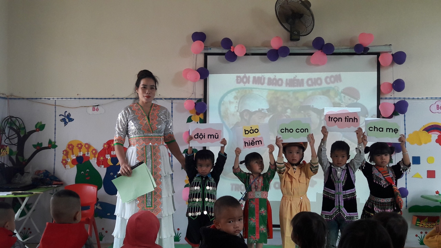 z3903394121914 710871b17819e4f54f9b4bcb0c1d4136